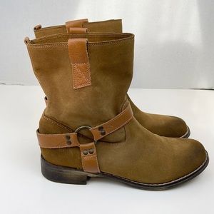 Sundance Ellie Oiled Boots Size 40